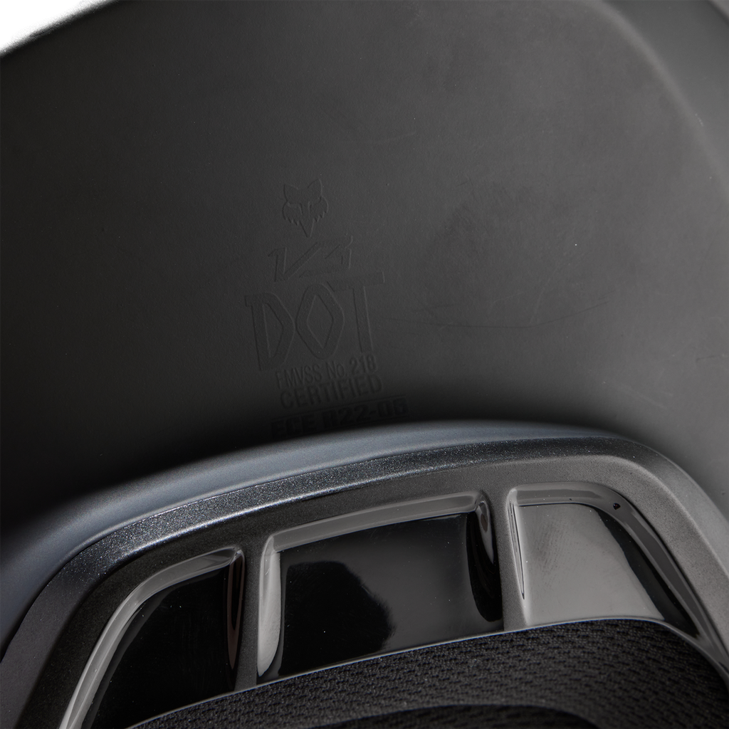 V3 Solid Helmet
