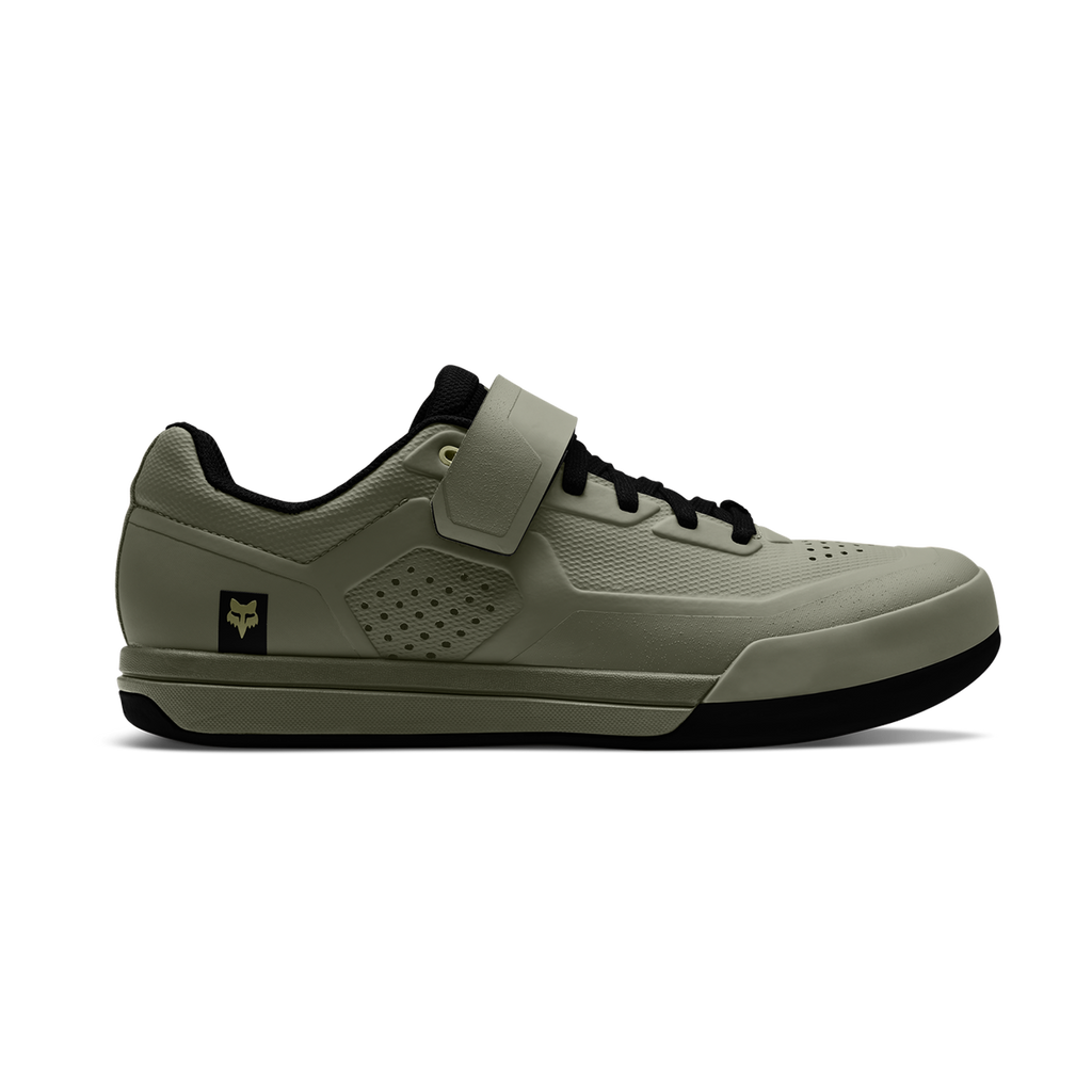Union Clipless Shoes