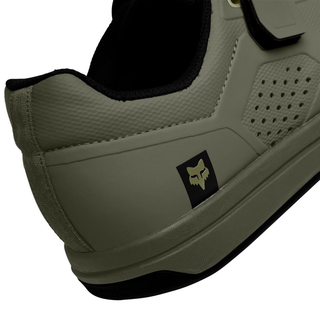 Union Clipless Shoes